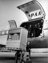 A 5 megabyte IBM hard disk is loaded into an airplane. It weighed over 1000kg - 1956