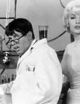Stella Stevens and Jerry Lewis